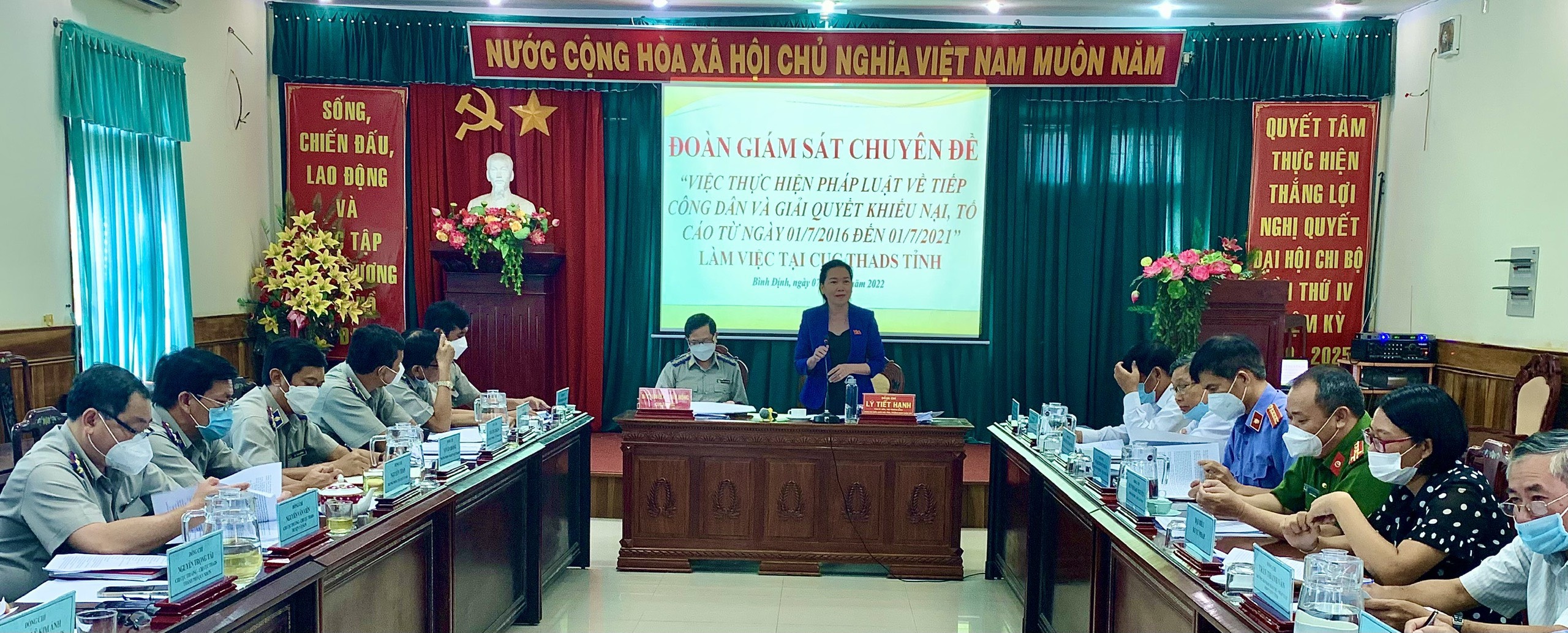 Đoàn giám sát của Đoàn Đại biểu Quốc hội tỉnh: Giám sát tại Cục THADS tỉnh về thực hiện pháp luật tiếp công dân, giải quyết khiếu nại, tố cáo